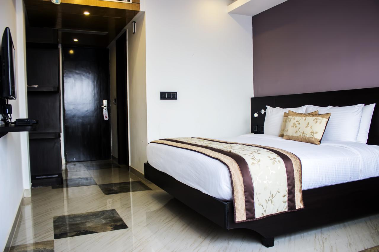 Vijay Paradise Lucknow Exterior foto